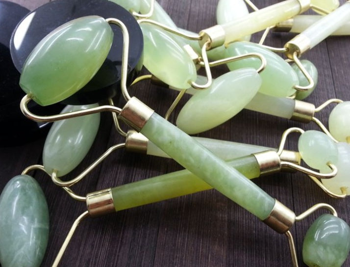 Jade Roller – Beauty & Skincare Tool
