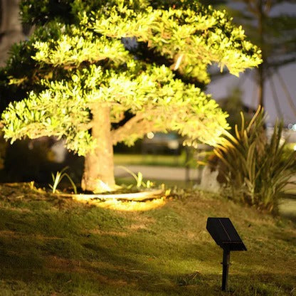 Solar LED Multi-Zoom Spotlight - Outdoor Adjustable Beam Security Light for Driveway, Backyard, Garden & Camping, Wireless