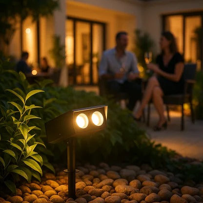 Solar LED Multi-Zoom Spotlight - Outdoor Adjustable Beam Security Light for Driveway, Backyard, Garden & Camping, Wireless